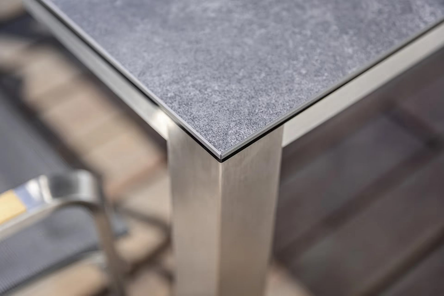KETTLER KERAMIK-GLAS Tischplatte 95 x 95 cm – anthrazit Ansicht 3