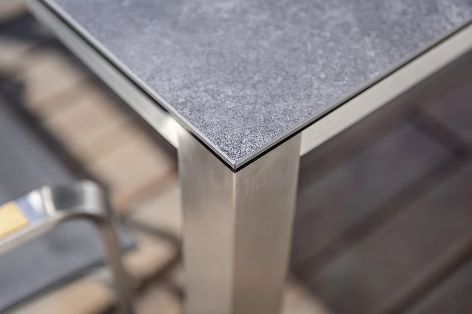KETTLER KERAMIK-GLAS Tischplatte 95 x 95 cm – anthrazit Ansicht 3