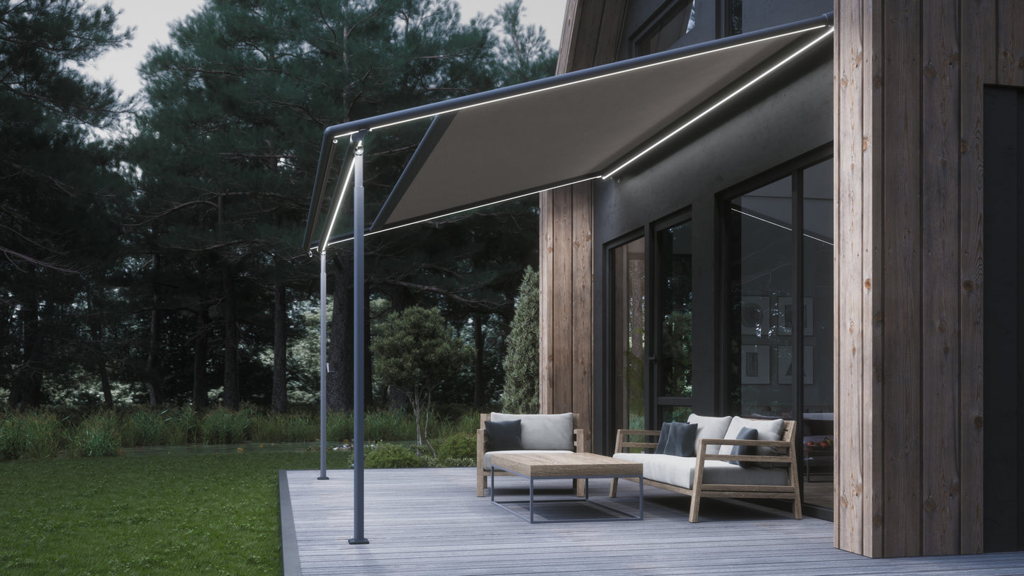 Pergola Markise Terrasse Seitenansicht LED Beleuchtung Wetterschutz